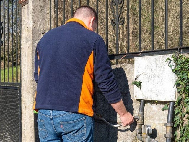 Detección técnica de fugas de agua en Boiro
