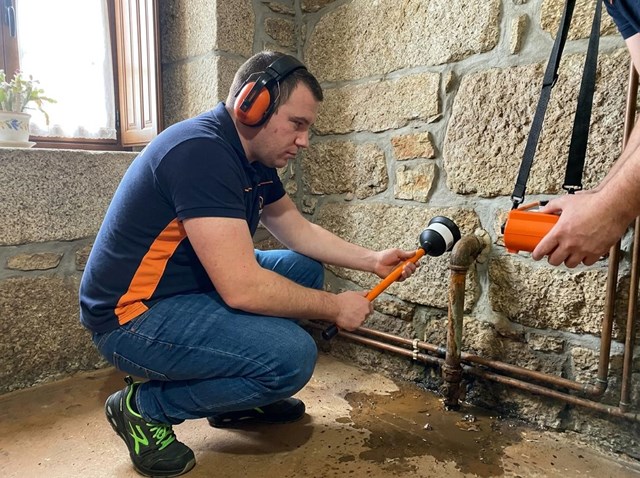 Técnicos expertos en localización de fugas en Fene - Imagen 1